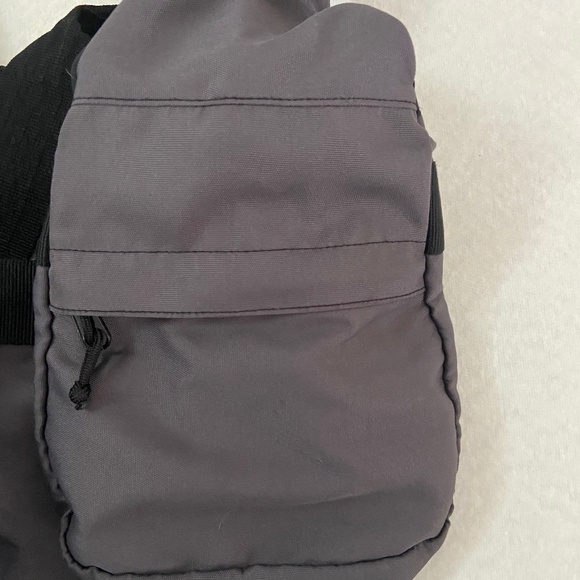 Vintage American Eagle Outfitters Duffel Bag - Picture 4 of 6